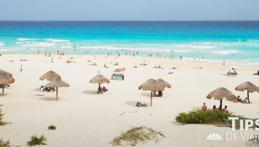 Visita una de las playas más populares de Cancún: Playa Delfines